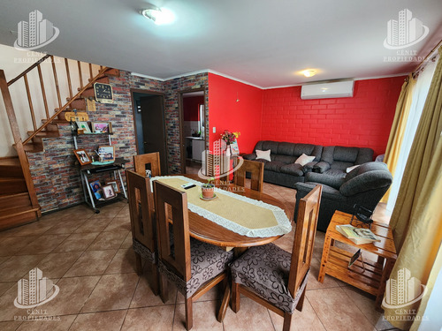 Casa En Venta En Bicentenario, Talca