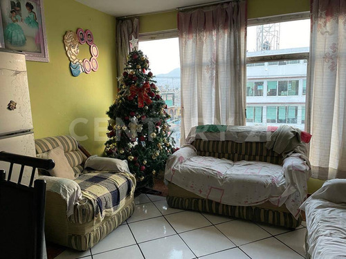 Edificio En Venta En La Perla, Nezahualcóyotl, Edomex.