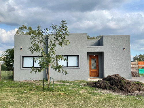 Imagen 1 de 13 de Emprendimiento Construimos Tu Casa Sin Comisiones Desde 85,000 U$s (precio No Incluye Lote)