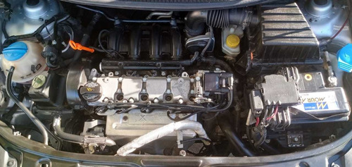 Volkswagen Suran Suran 1.6 Full