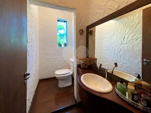 Imagem 19 de 30 de Casa Em Condomínio, 3 Dorm (1ste) Casa Rústica Linda, 2 Lareiras, Piscina, Gourmet! - Reo580066