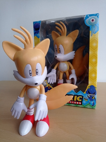 Imagen 2 de 5 de Muñeco De Sonic Juguete