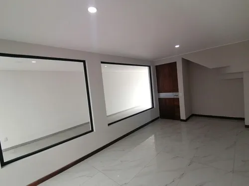 Increíble Casa Con Alberca Y Salón De Eventos