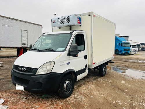 Iveco Daily 35s14 Bau Refrigeado 2016/2016 