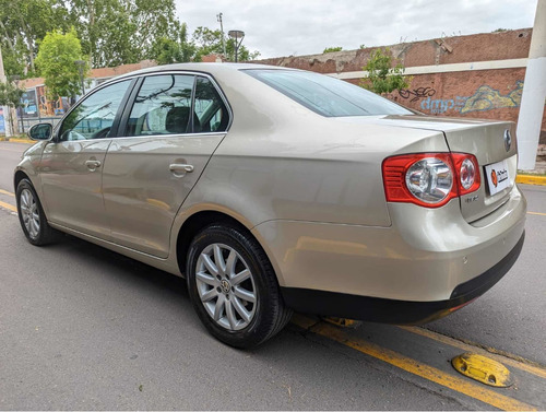 Volkswagen Vento 2.0 I Elegance Dsg