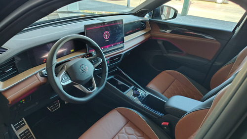 Volkswagen Tiguan 1.4 Tsi R-Line Dsg