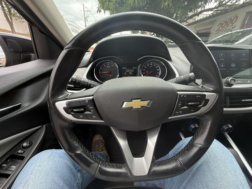 Chevrolet Onix ONIX HATCH PREM. 1.0 12V TB Flex 5p Aut.
