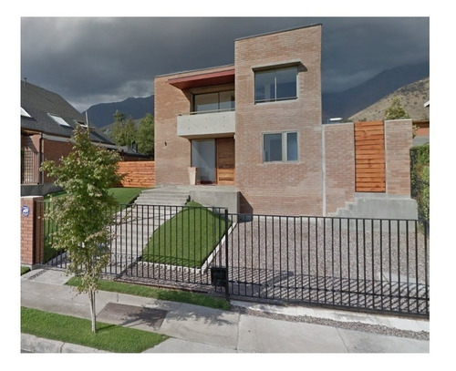Imagen 2 de 12 de Oportunidad Se Vende Casa 5d 5b Y Pisc C La Meseta Peñalolen