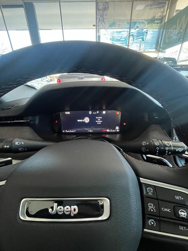 Jeep Commander Overland 2.0 T 272hp 4x4
