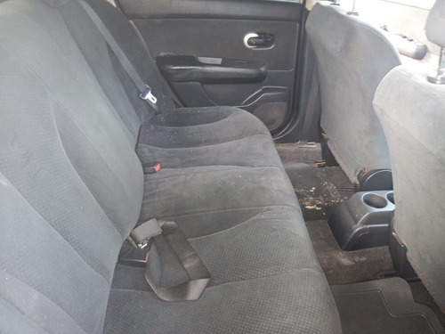 Nissan Tiida 2011 1.8 S Flex 5p