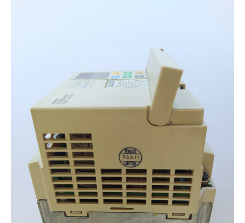 Omron Inverter Sysdrive 3g3ev-ab007ma-cues1 Industrial (Usado)