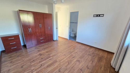 Broker Los Pinos 4d-4b-estacionamientos- Patio Casa En Arri