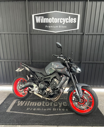 Yamaha Mt-09 