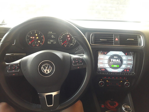 Imagen 12 de 15 de Volkswagen Vento 2.0 Sportline Tsi 200cv 2011