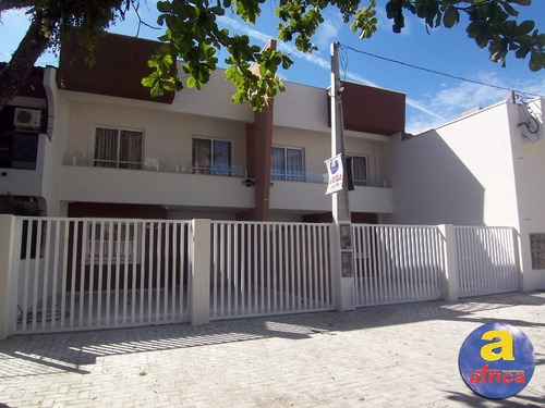 Imagem 2 de 17 de Sobrado Novo Para Locação De Temporada Em Guaratuba/pr - Imobiliária África - So00103 - 32002298