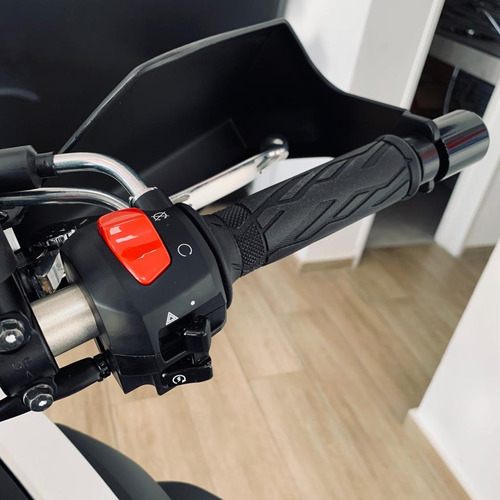 Imagen 19 de 25 de Suzuki V Strom 650 Xt - Touring 650 - Toma De Permutas - 999