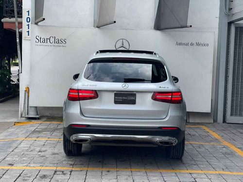 Imagen 4 de 15 de Mercedes-benz Clase Glc 2019 5p Glc 300 Off Road Paquete L4