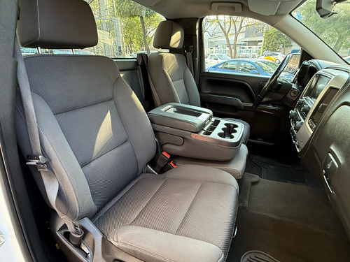 GMC Sierra 5.4 Cabina Regular Sle 4x4 At