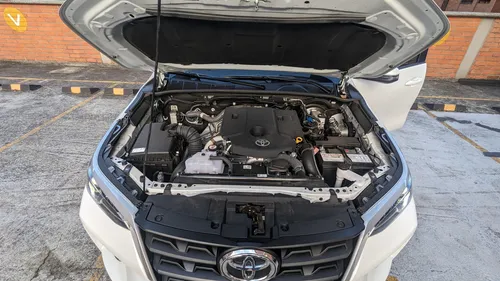 Fortuner 2.4 Sr, Diesel 4x2, Automatíca. Placa Termina En 4.