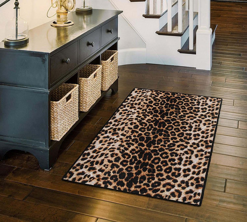 Brumlow Mills Animal Print Pattern Area Rug Para Sala D...