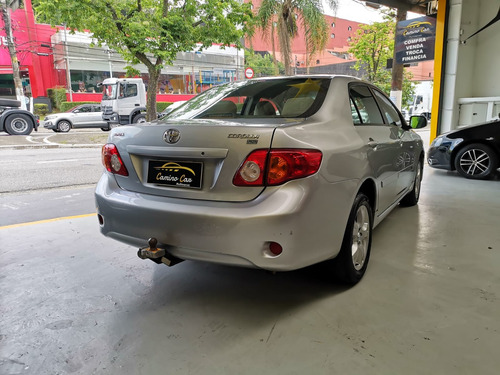 Toyota Corolla 1.8 16v Xli Flex Aut. 4p