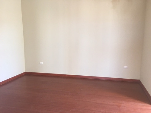Tejada 4 Dormtorios+servicios Completos+3b+patio+gran Vista