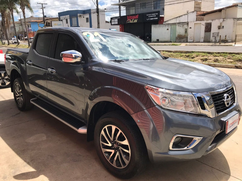 Nissan Frontier 2.3 Xe Cab. Dupla 4x4 Aut. 4p 7 marchas