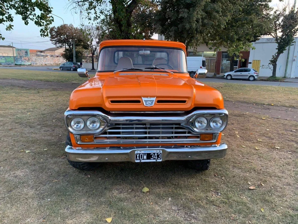 Ford F-100 2