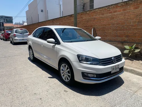 Volkswagen Vento 1.6 Highline Mt