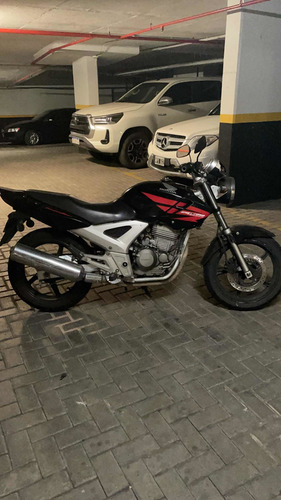 Imagen 1 de 2 de Honda Twister