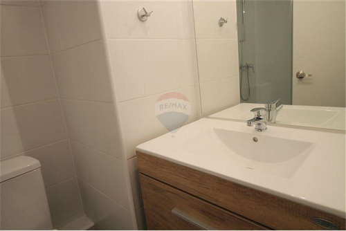 Imagen 7 de 12 de Departamento 1d Y 1b / Metro Toesca