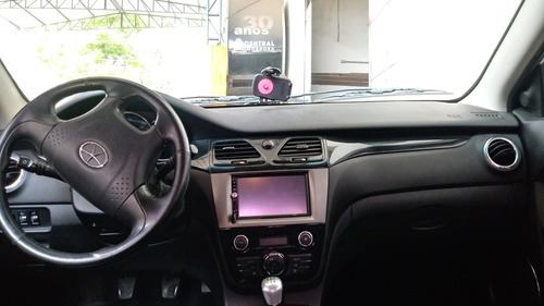 Jac J5 Sedan