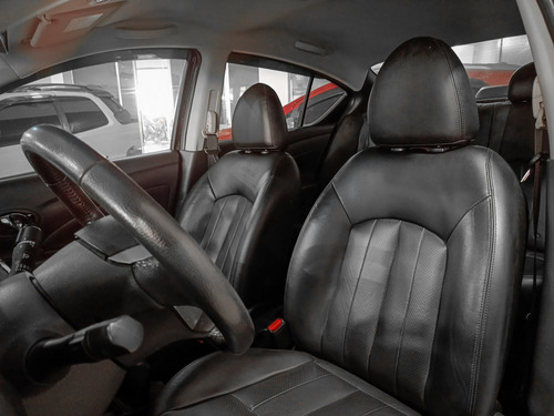 Nissan Versa 1.6 16V FLEXSTART SL 4P XTRONIC