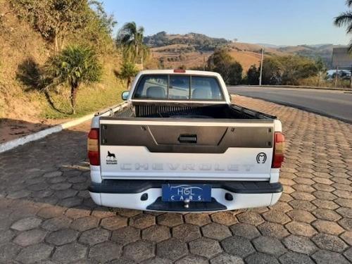 Imagem 5 de 9 de S10 Advantage 4x2 2.4 (flex) (cab Simples)