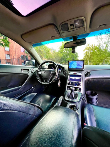 Hyundai Genesis 2.0 Coupe