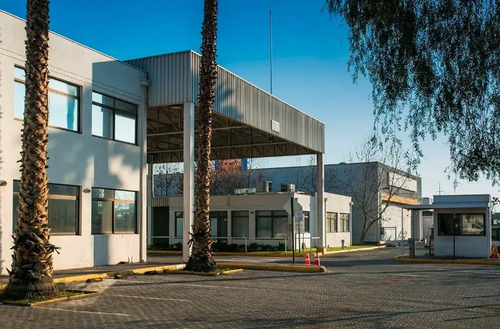 Bodega Con Oficinas En Arriendo En Sector Costanera Renca