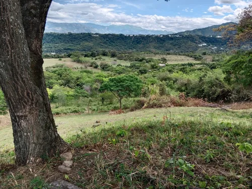 Linda Finca Que Hace Parte De Una Mas Grande, Para Inversionista Es Sub Urbana