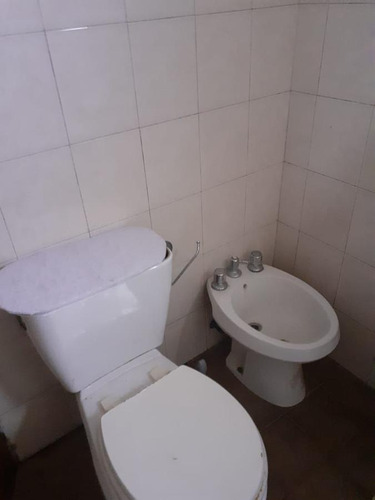 Casa En Venta - 2 Dormitorios 2 Baños - Jardín - 177.72mts2 - Punta Lara, Ensenada