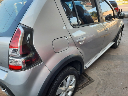 Imagen 15 de 15 de Renault Sandero Stepway 2014 1.6 Confort Dynamique Privilege