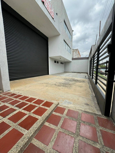 Josseyris Jimenez Vende Galpon En San Diego Los Jarales