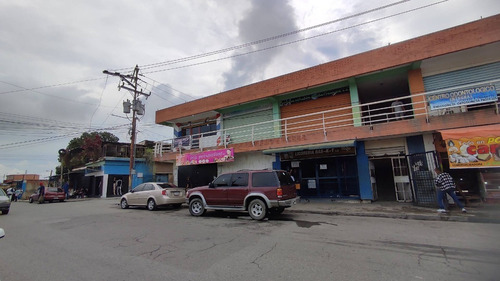 Imagen 7 de 8 de Adriana Castellanos Ofrece En Venta Local Comercial En Los Guayos, C.c La Linea Cod. 155264