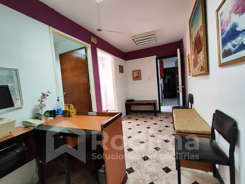 Oficina En Alquiler - Piso 5, Torre Capitolio, Calicanto, Maracay