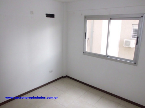 Imagen 6 de 11 de Departamento En Venta En Moron Norte