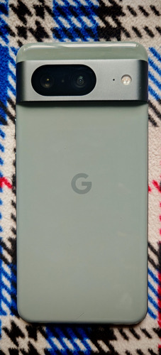Google Pixel 8 Dual Sim 256 Gb Verde Liquen 8 Gb Ram (Usado)