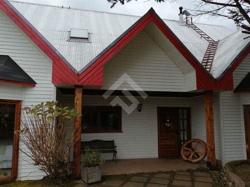Casa En Venta De 4 Dorm. En Puerto Montt