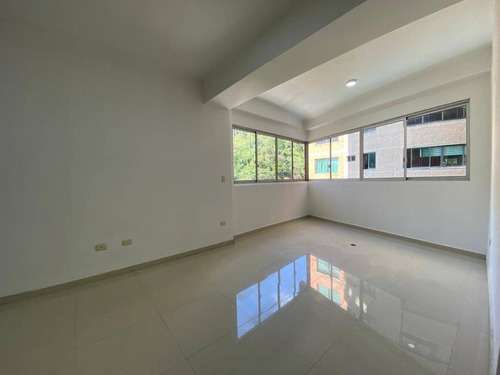 Imagen 12 de 20 de Se Vende Apartamento 85mt2 En Edificio Río Apure El Parral 165552 Andres Peña