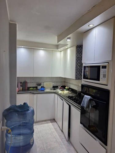 Dueño Directo Apartamento De 90m2 En La Florida - Caracas