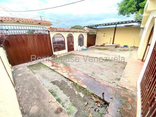 Venta Amplia Y Bella Casa En Urb Los Pinos Cabudare,lara