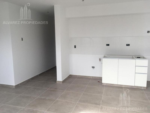 Imagen 15 de 30 de Departamento 2 Ambientes Venta Ituzaingó