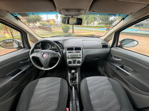 Fiat Punto 1.4 ELX 8V FLEX 4P MANUAL